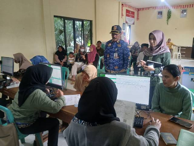 JEMPUT BOLA PELAYANAN ADMINISTRASI KEPENDUDUKAN